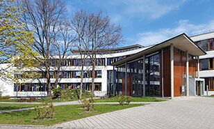 Rathaus Coswig Blick zum Eingang