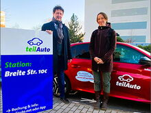 Olaf Lier Fachbereichsleiter Ordnungswesen der Stadt Coswig und Antje Böttcher vom Verein Verkehrswende in Kleinen Städten e.V.