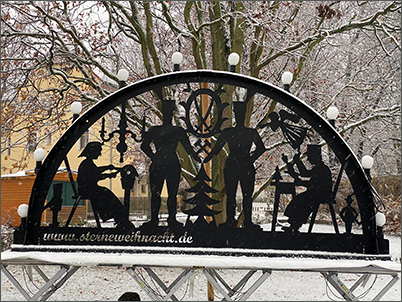 Schwibbogen zur Coswiger Sterneweihnacht