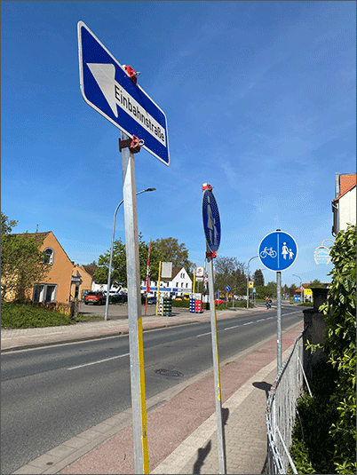 Verkehrsschilder an der Dresdner Straße