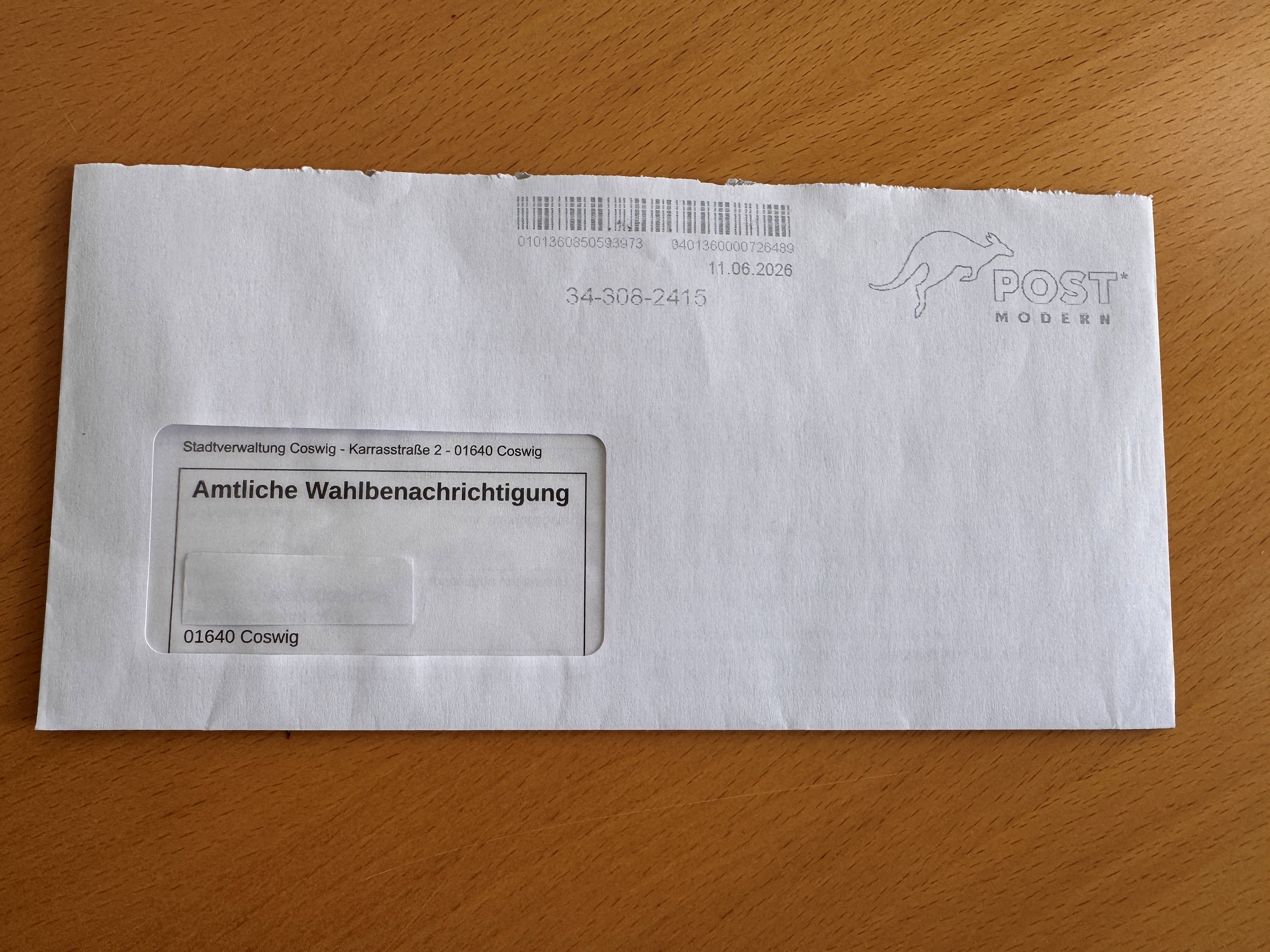 weißer Briefumschlag für die Wahl